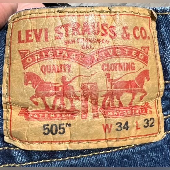 Levi's 505 Regular Fit Straight Leg Low-Stretch Denim Jeans Classic - Picture 9 of 11